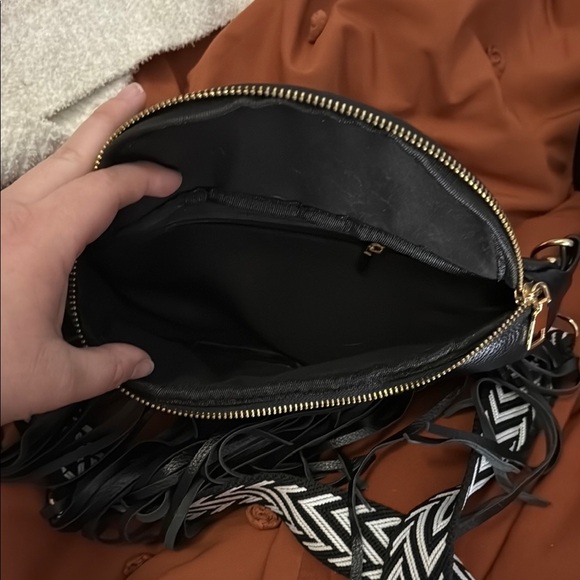 Fringed Crossbody Bag - Picture 3 of 3